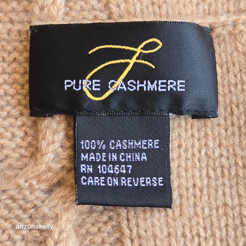 NWOT Cashmere Cable Knit Infinity Scarf - Picture 5 of 6